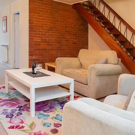 Mycityhaven - The Chippings - Village Life In The Dom wakacyjny