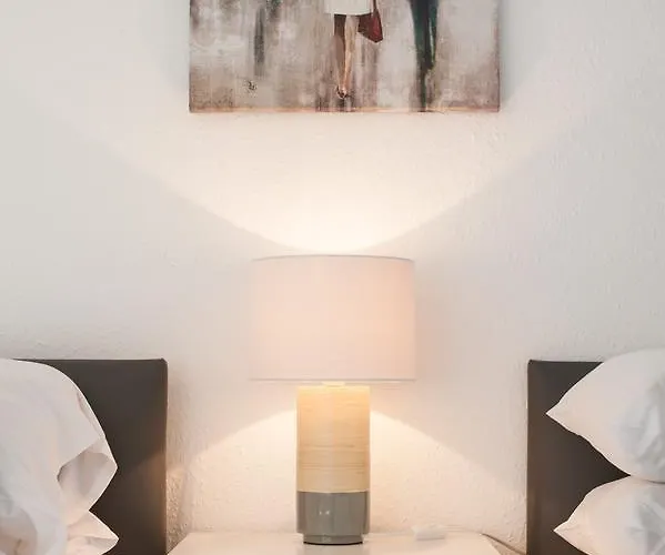 Mycityhaven - The Chippings - Village Life In The Prázdninový dům